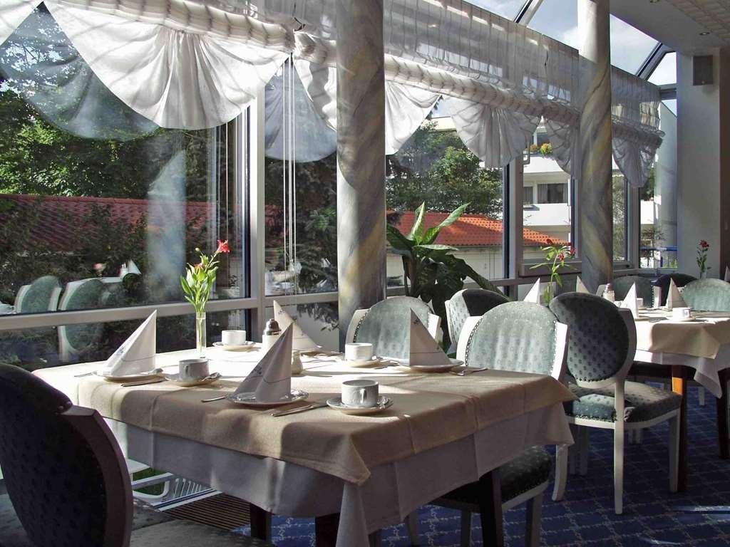 Akzent Hotel Restaurant Altdorfer Hof Weingarten  Restaurant photo